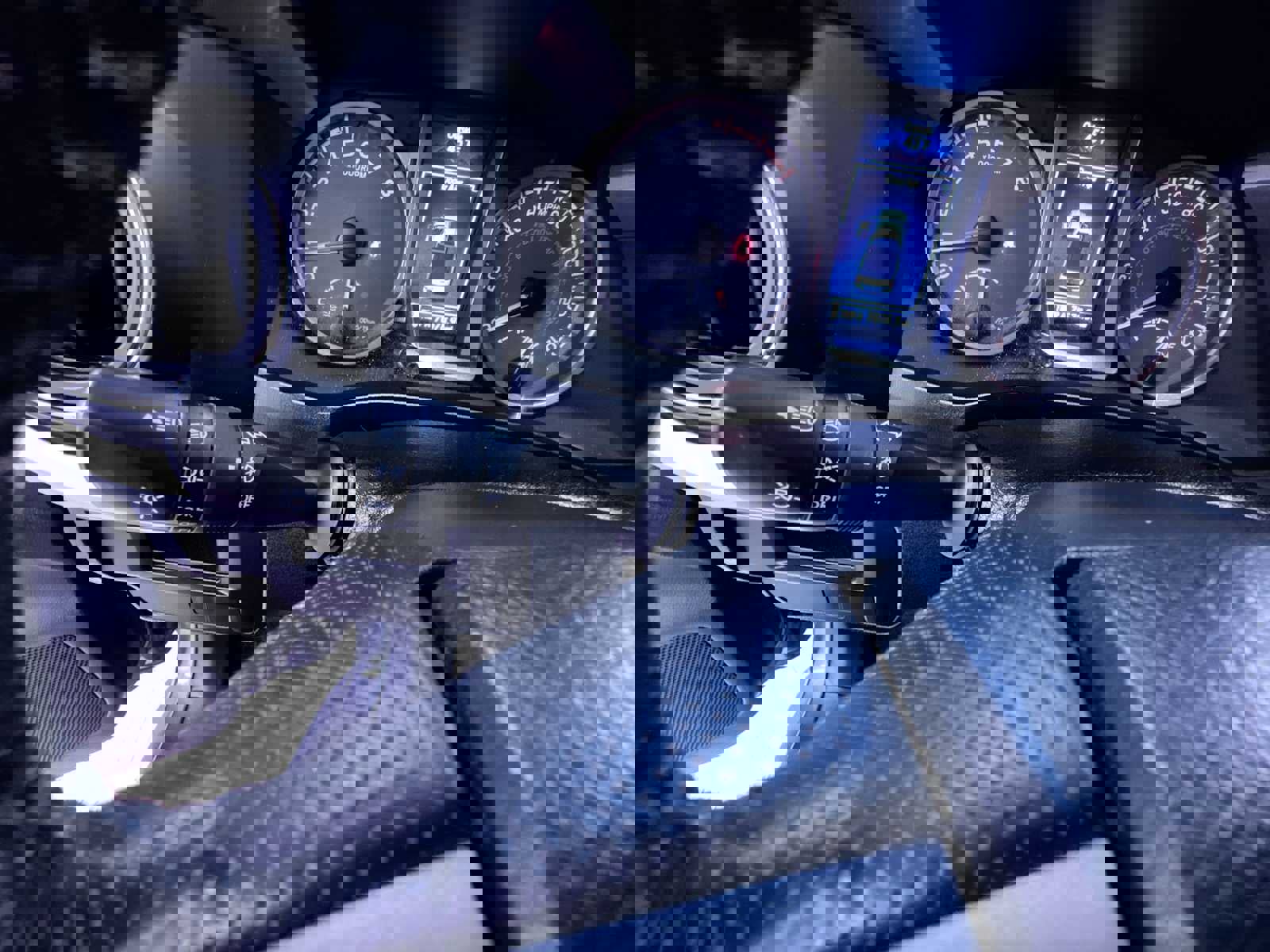 Used 2016 Toyota Tacoma SR5 image 17