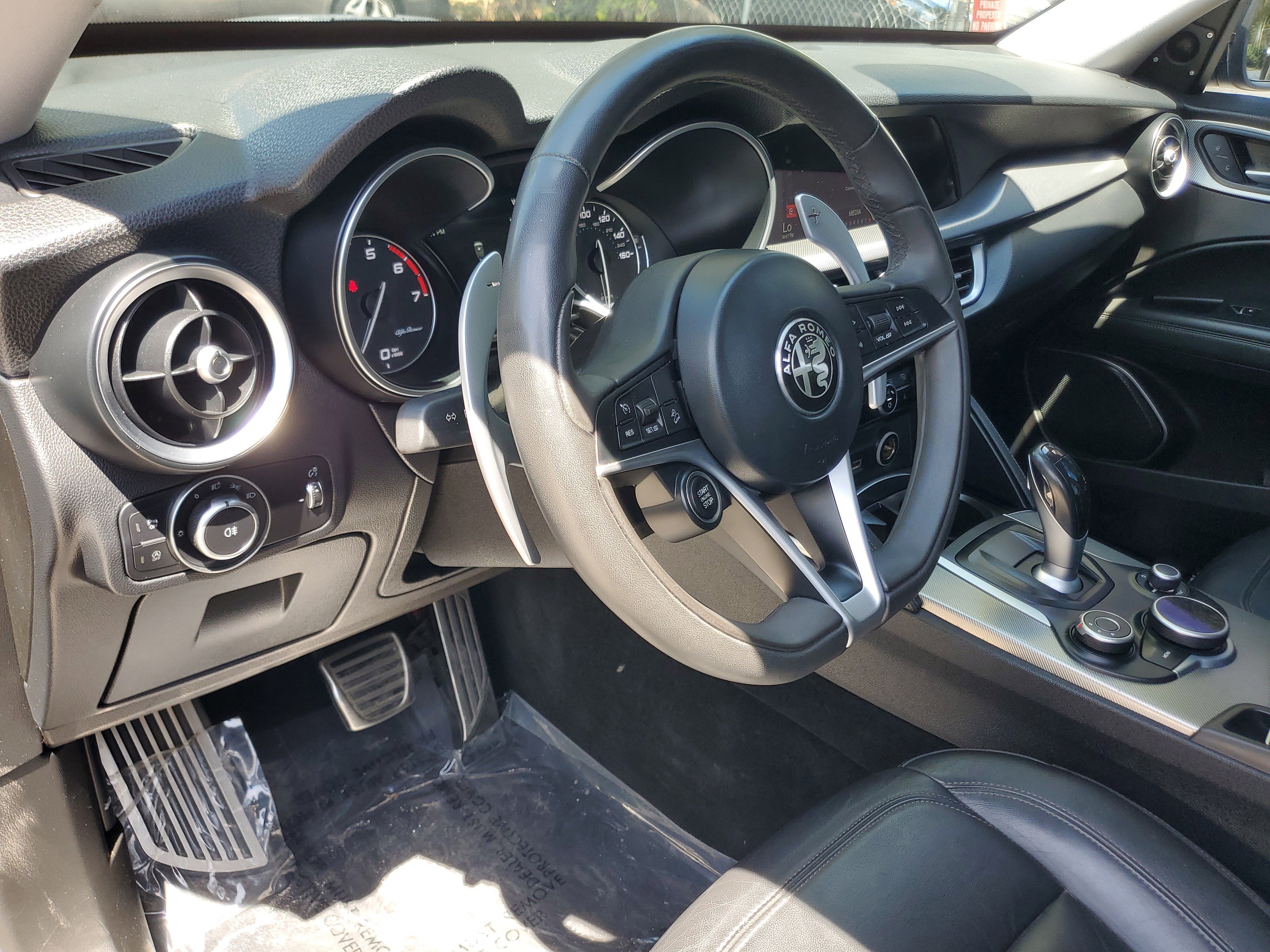 Used 2018 Alfa Romeo Stelvio Sport w/ Quick Order Package 22J Sport image 19