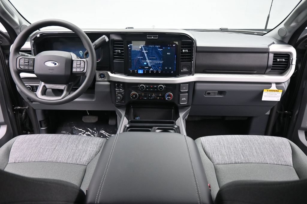 New 2026 Ford F250 XLT w/ XLT Premium Package AWD/4WD image 22