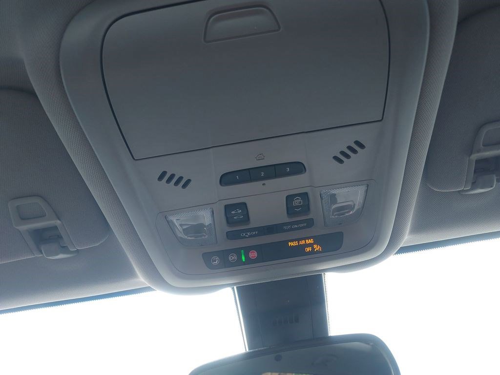 Used 2022 GMC Terrain AT4 w/ Infotainment Package II AWD/4WD image 23