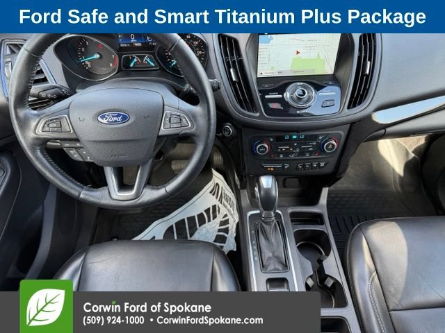 Used 2019 Ford Escape Titanium AWD/4WD image 3