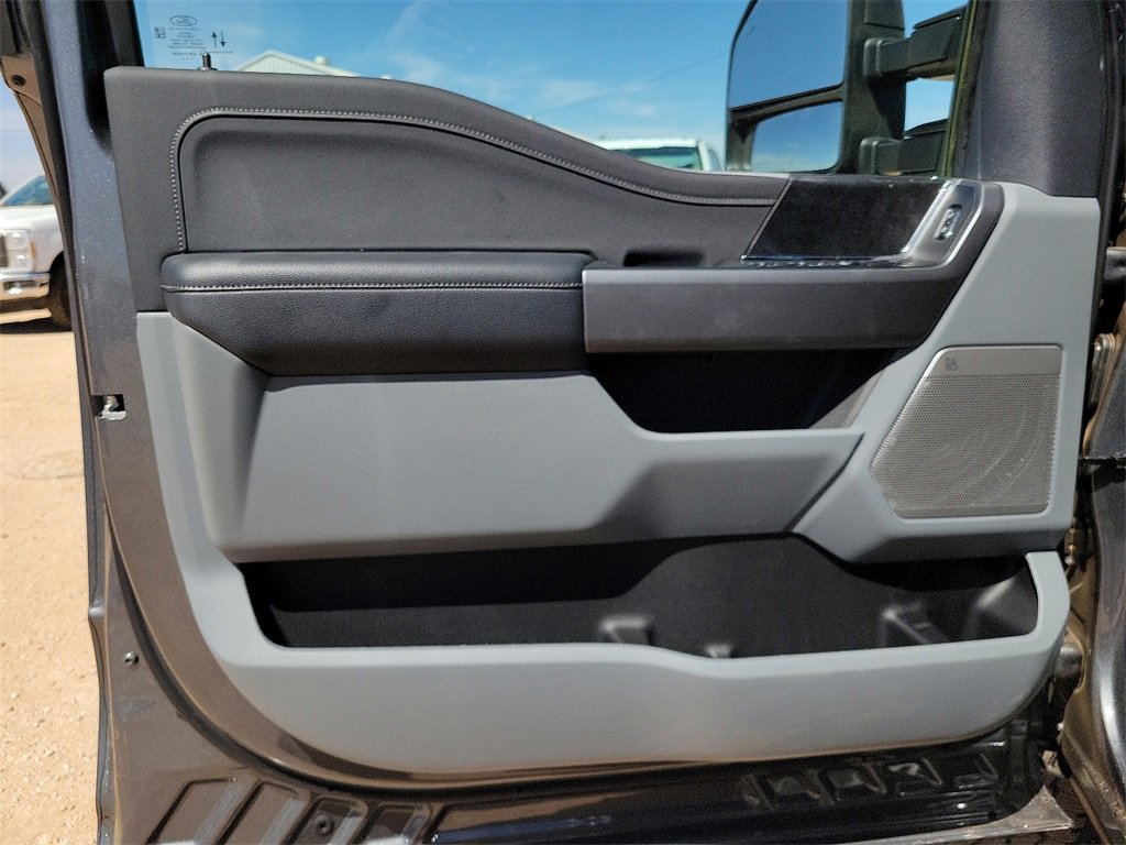 New 2026 Ford F250 XLT w/ XLT Premium Package image 18
