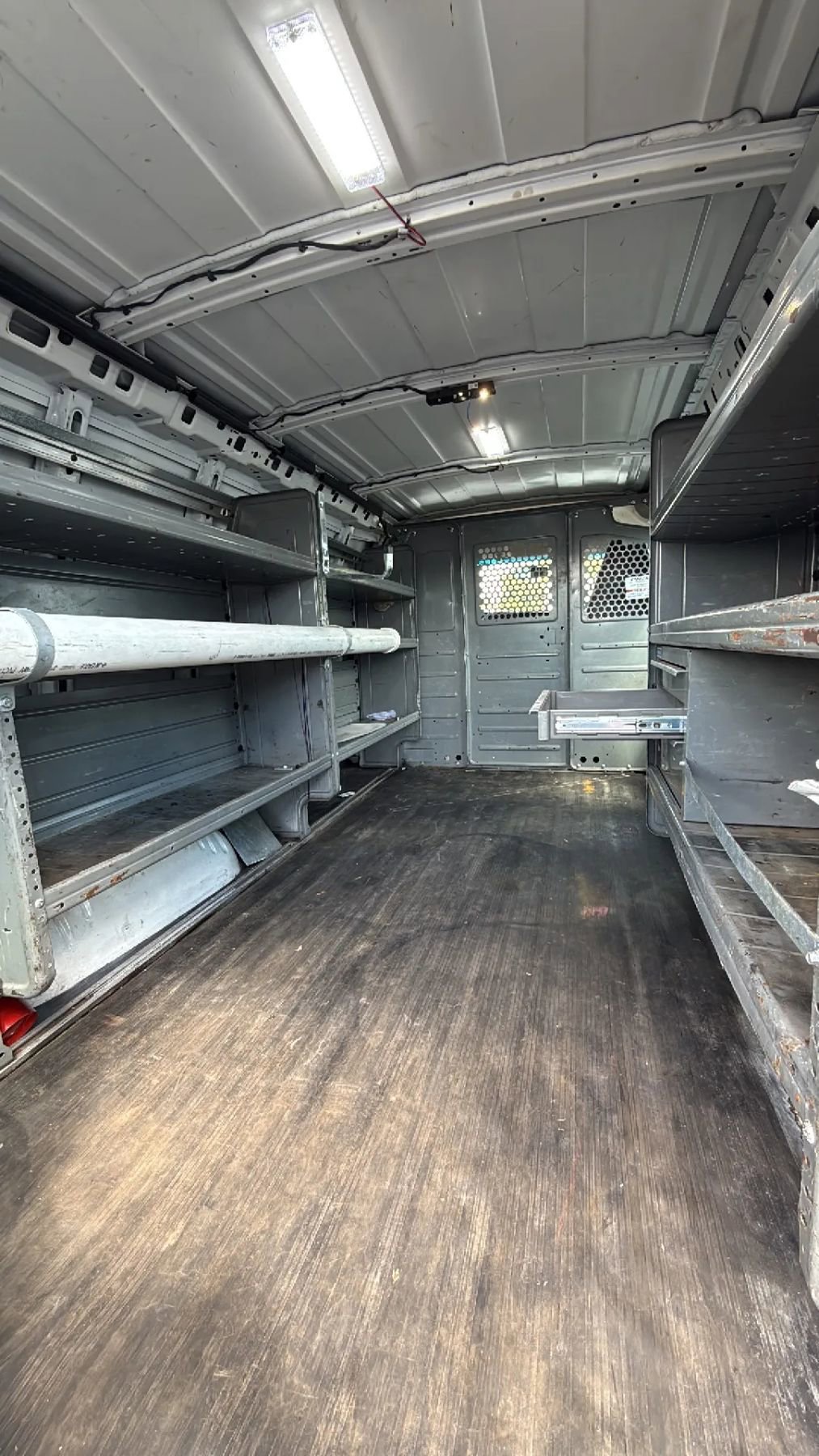 Used 2016 GMC Savana 2500 image 13