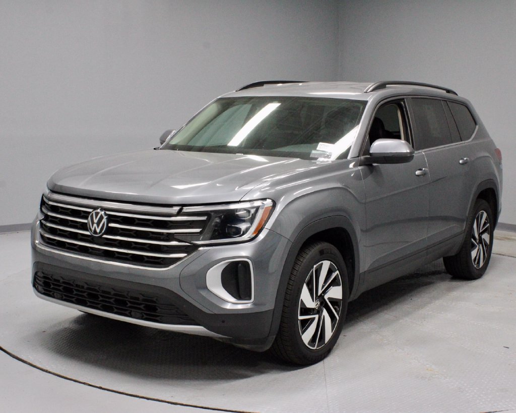 Used 2025 Volkswagen Atlas SE AWD/4WD image 7