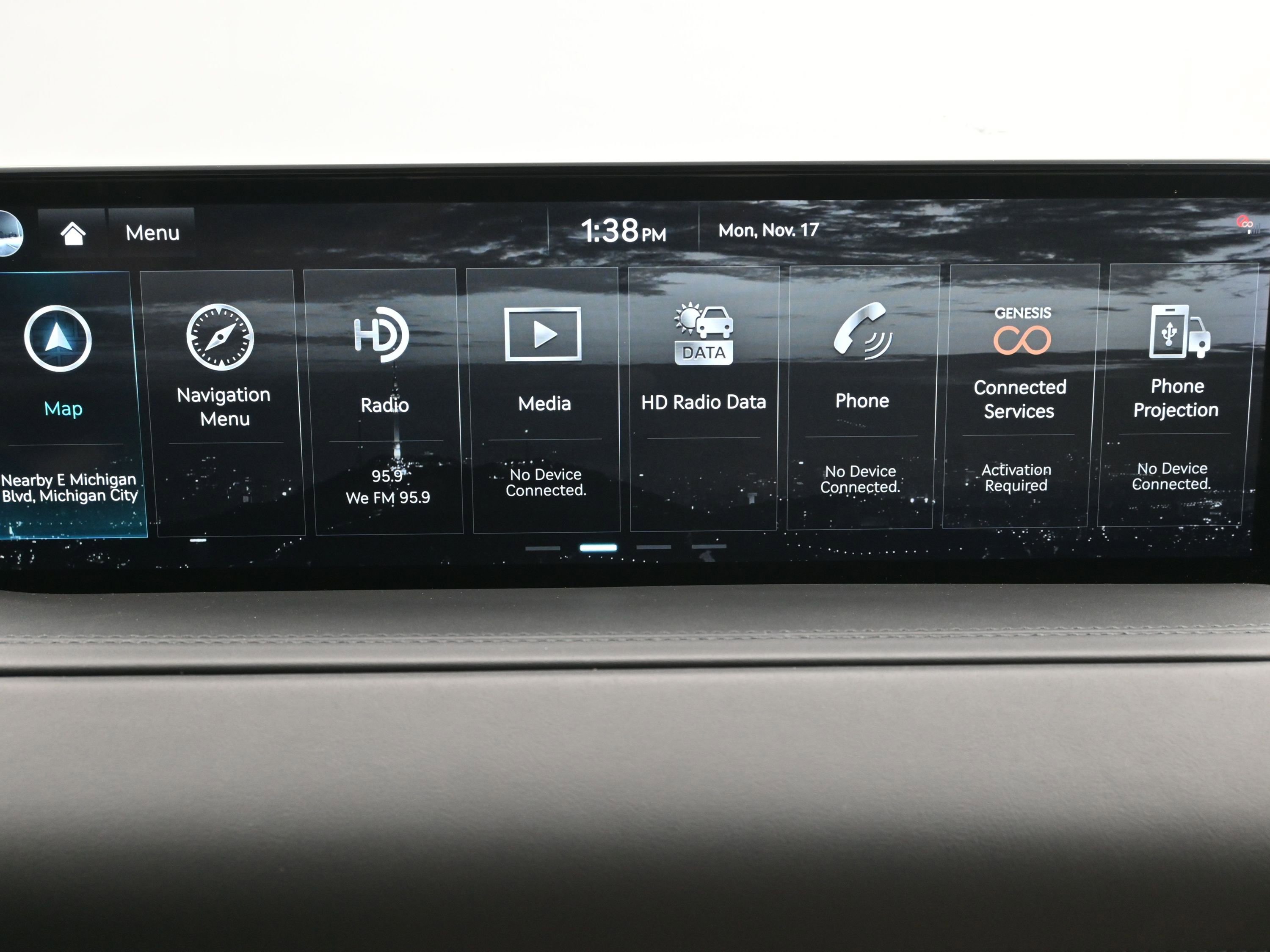 Used 2022 Genesis GV80 2.5T w/ Prestige Package 04 image 17