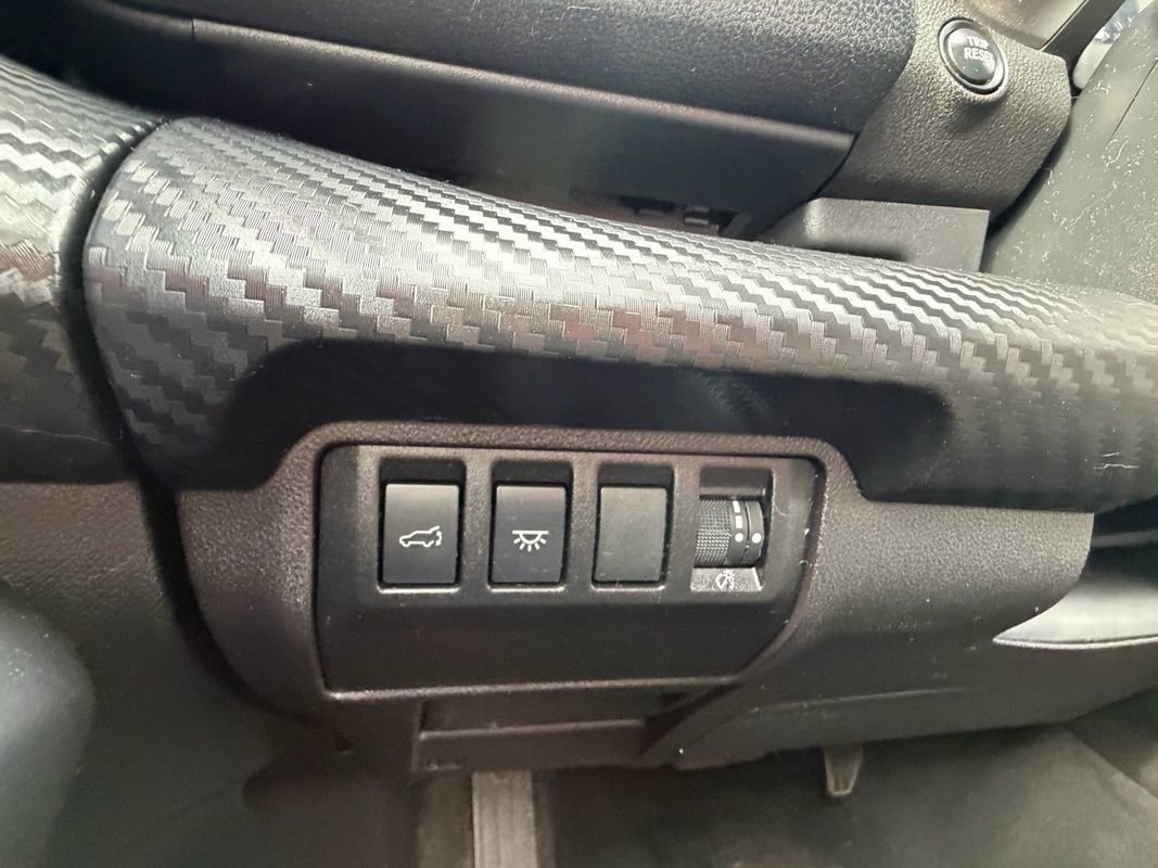 Used 2023 Subaru Ascent Premium w/ Convenience Package image 35