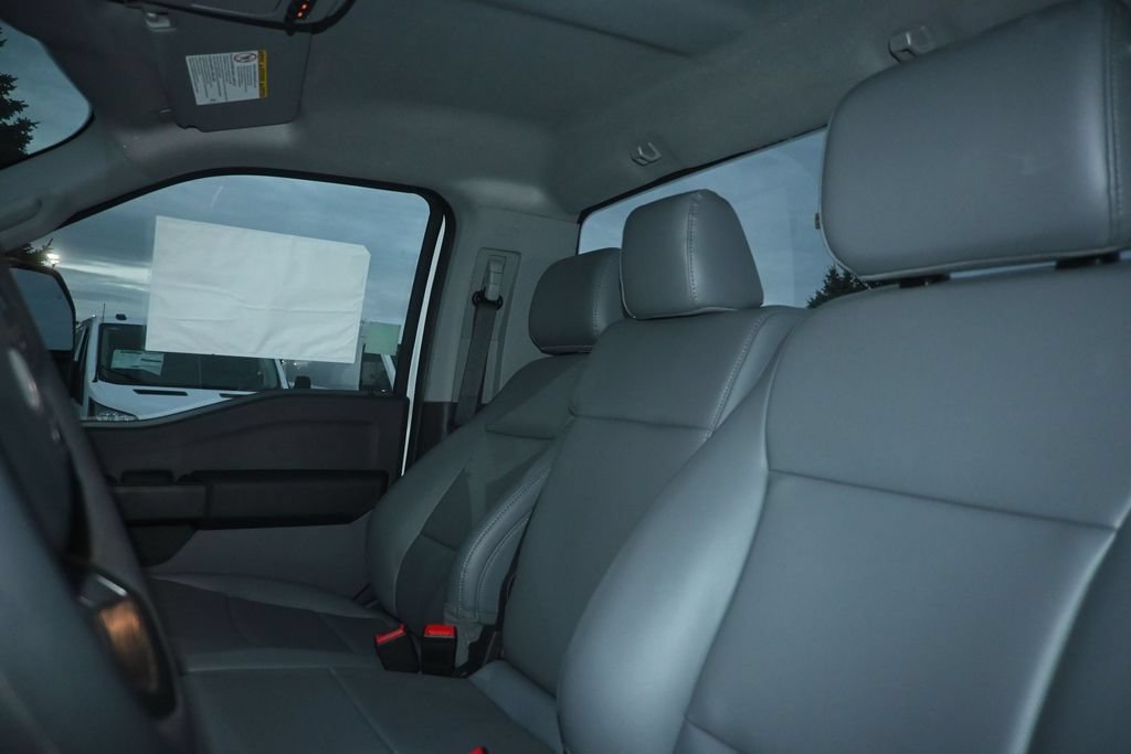 New 2025 Ford F450 XL w/ XL Chrome Package AWD/4WD image 23