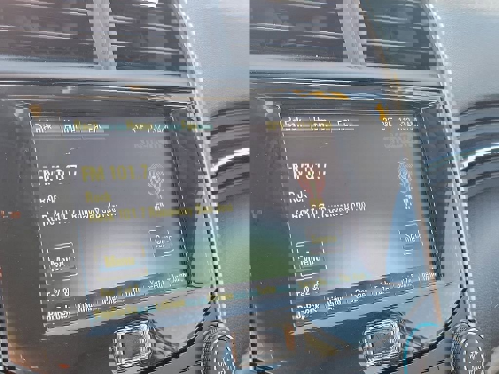 Used 2014 Chevrolet Malibu LT image 24