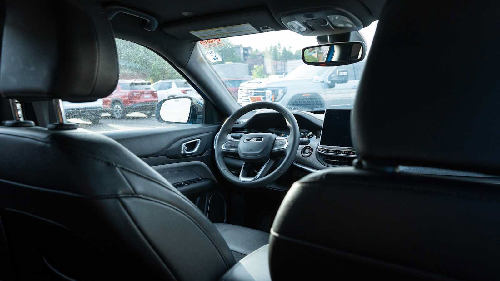 Used 2024 Jeep Compass Latitude AWD/4WD image 13