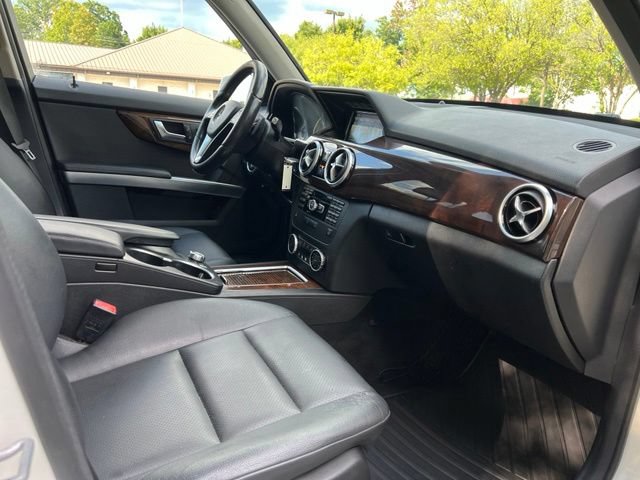 Used 2015 Mercedes-Benz GLK 350 4MATIC image 21