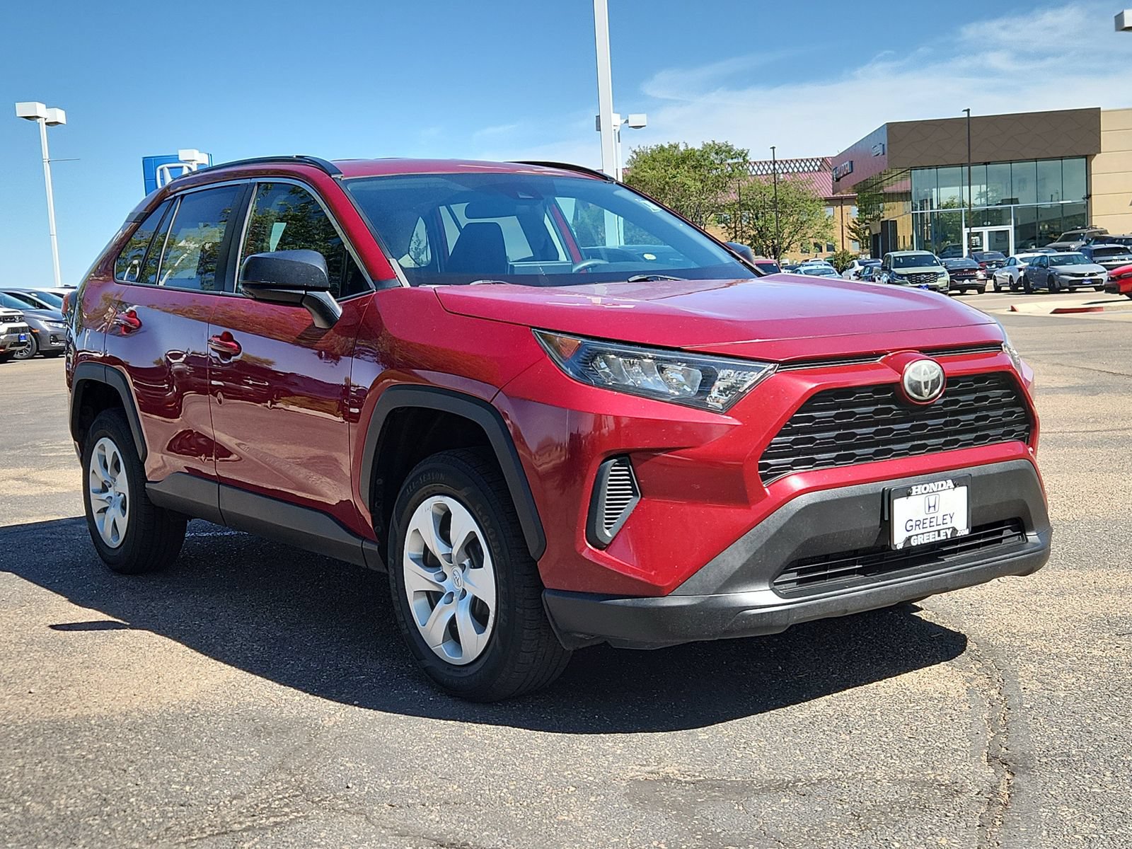Used 2020 Toyota RAV4 LE w/ Carpet Mat Package AWD/4WD image 7