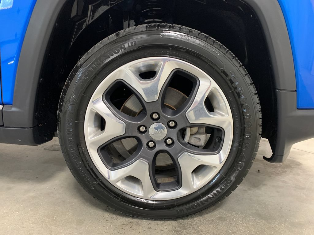 Used 2019 Jeep Compass Limited AWD/4WD image 13