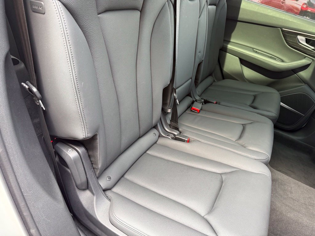 Used 2023 Audi Q7 2.0T Premium Plus AWD/4WD image 43