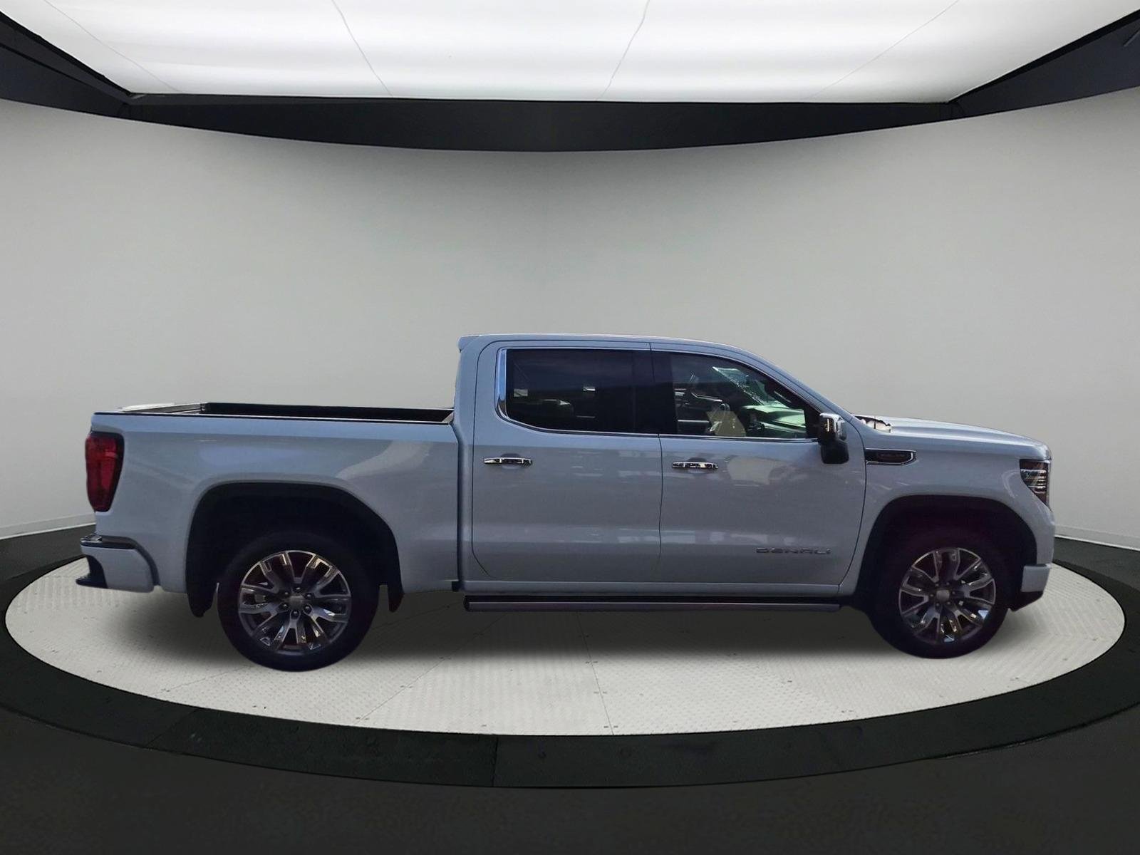 New 2026 GMC Sierra 1500 Denali AWD/4WD image 6