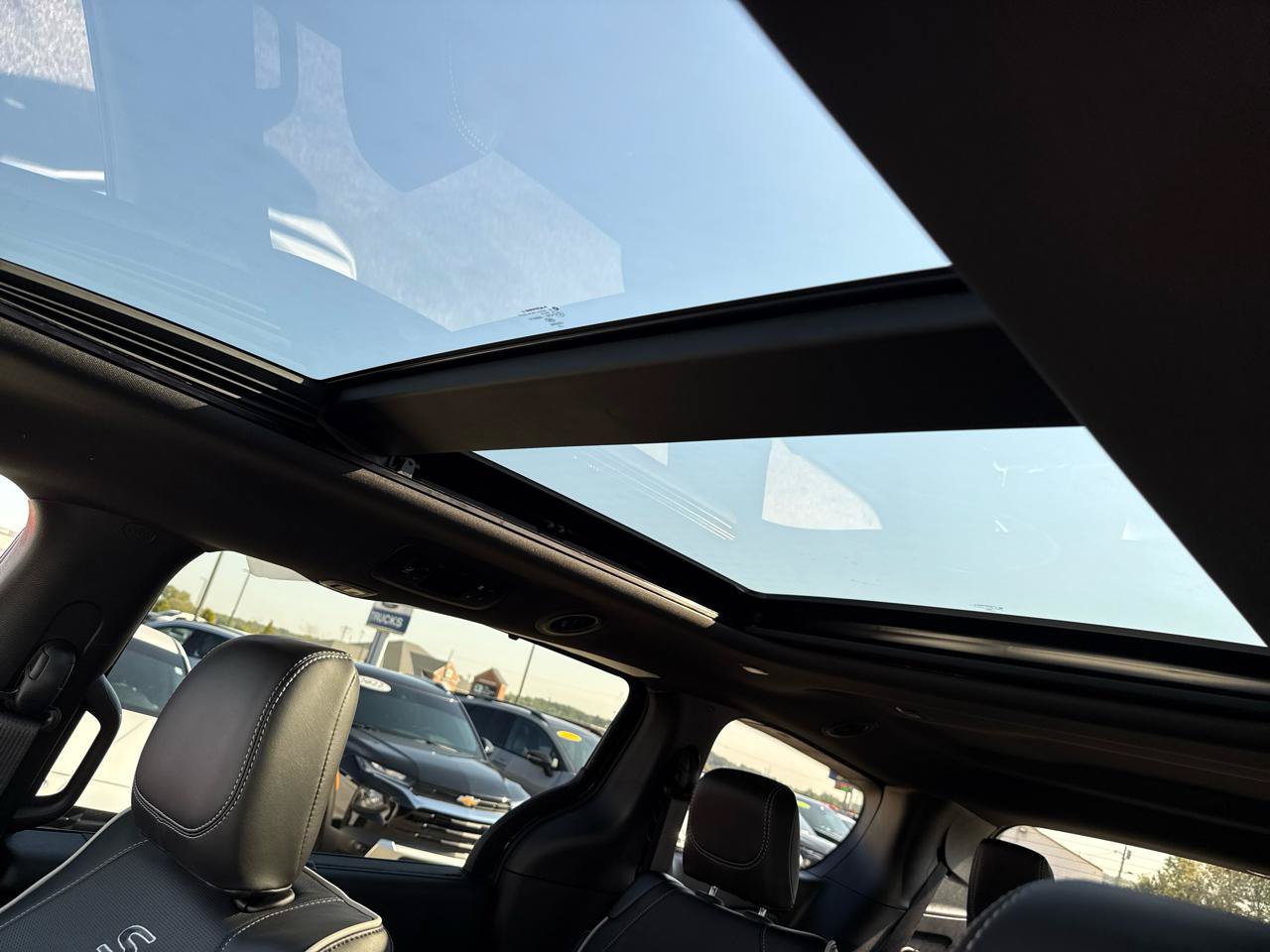 New 2026 Chrysler Pacifica Limited w/ S Appearance Package FWD image 19