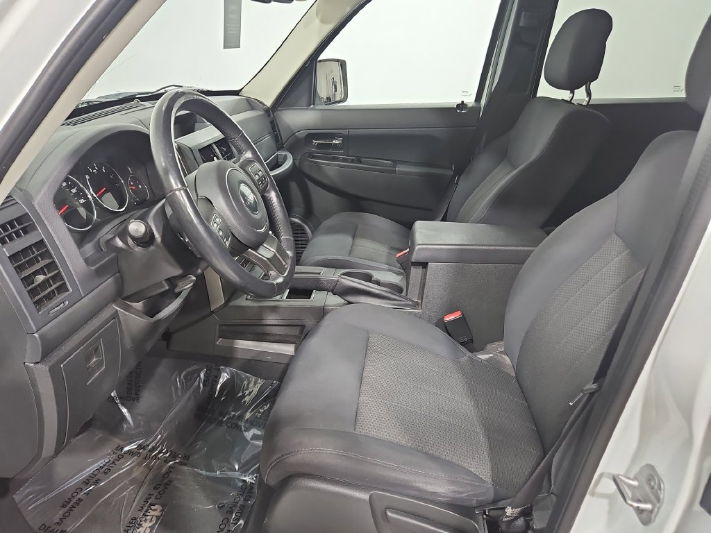 Used 2012 Jeep Liberty Sport w/ Popular Equipment Group AWD/4WD image 10
