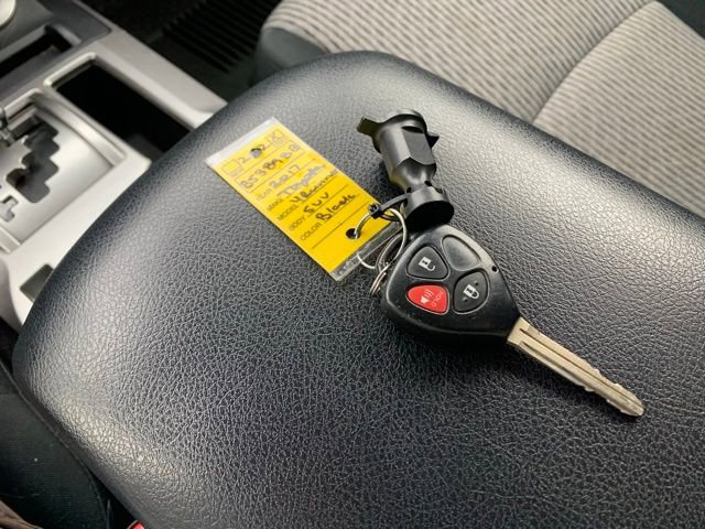 Used 2017 Toyota 4Runner SR5 image 33