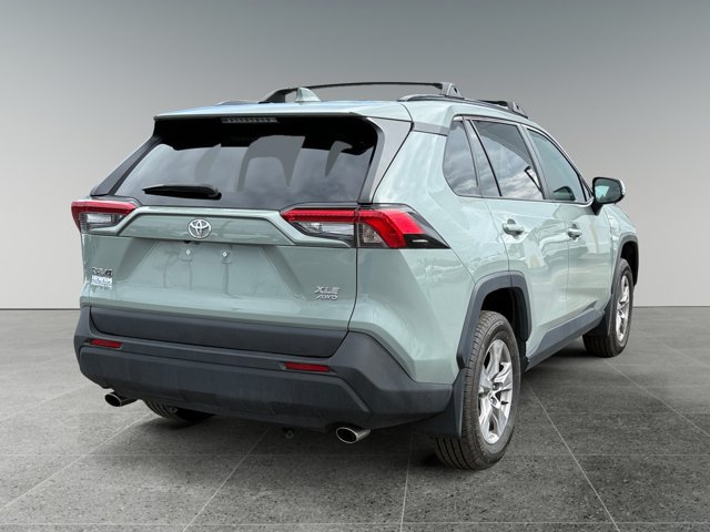 Certified 2022 Toyota RAV4 XLE w/ Convenience Package AWD/4WD image 5