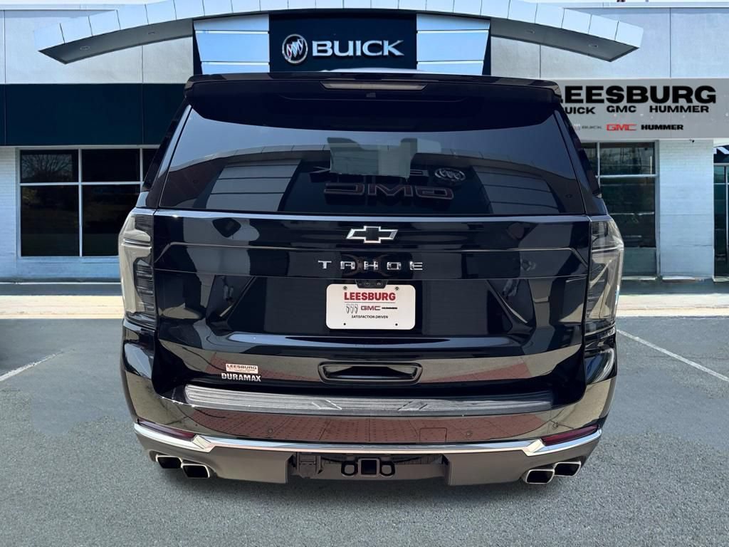 Used 2025 Chevrolet Tahoe High Country AWD/4WD image 6