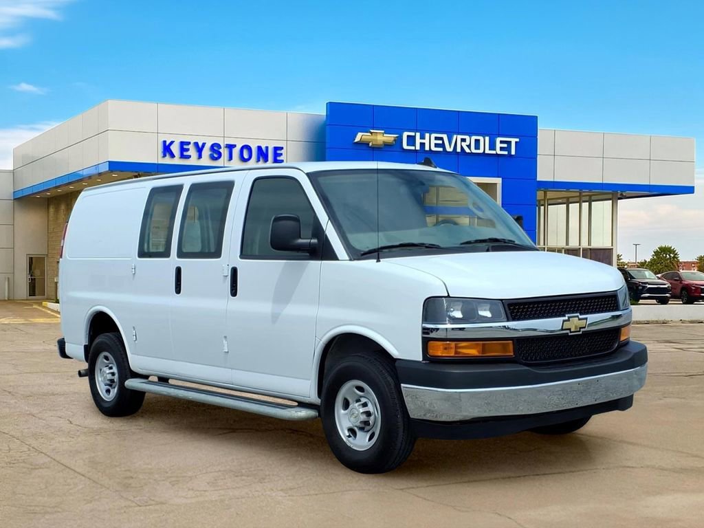Used 2024 Chevrolet Express 2500 w/ Driver Convenience Package RWD video 1
