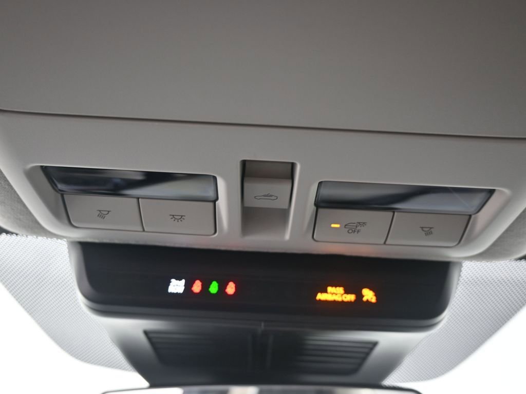 Certified 2025 MAZDA MAZDA3 s image 12