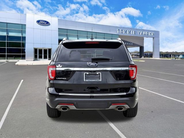 Used 2019 Ford Explorer Limited w/ Ford Safe & Smart Package image 3