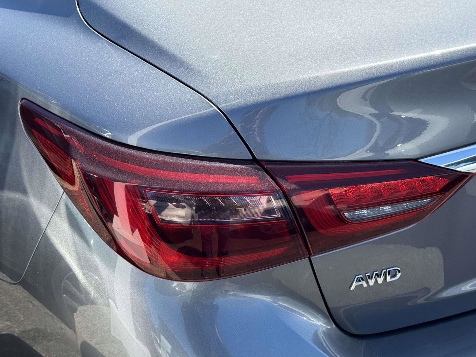 Used 2019 INFINITI Q50 Luxe w/ Essential Package (3.0T Luxe) AWD/4WD image 7