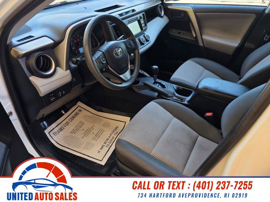 Used 2014 Toyota RAV4 LE AWD/4WD image 9