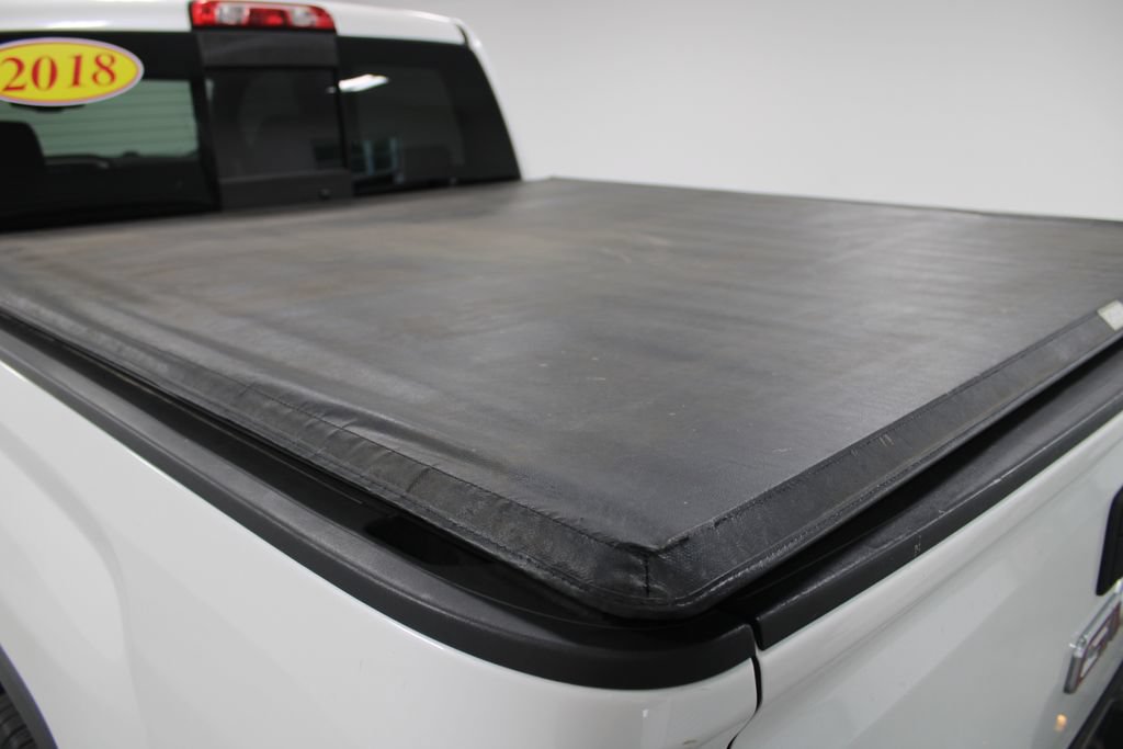 Used 2018 GMC Sierra 1500 SLT AWD/4WD image 19