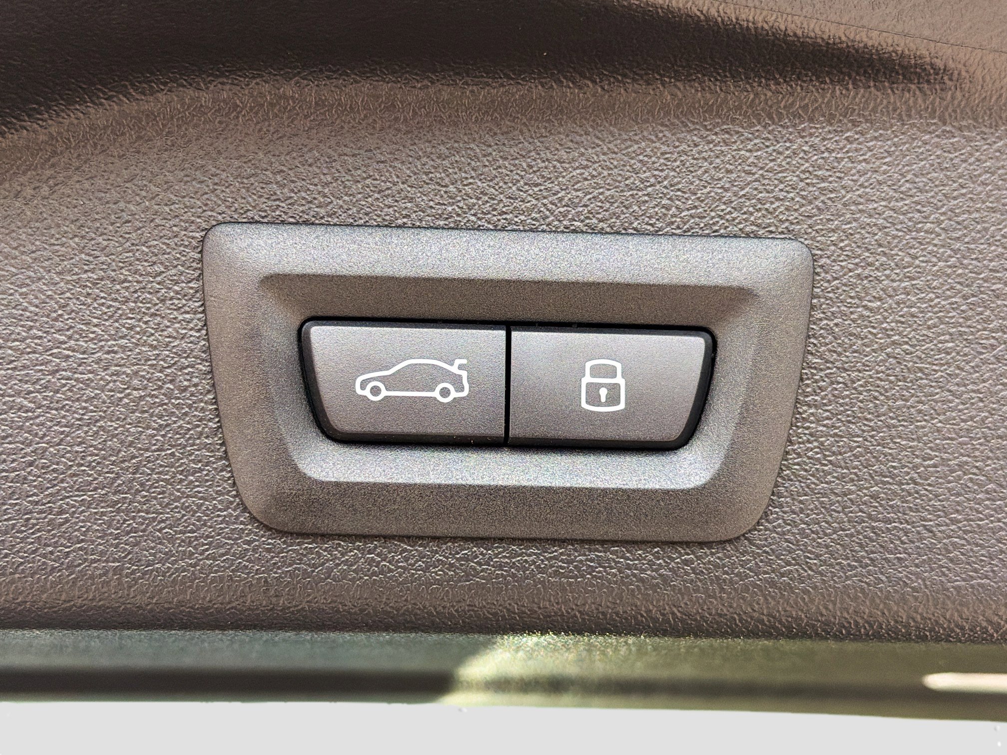 New 2026 BMW X5 xDrive40i w/ M Sport Package image 13