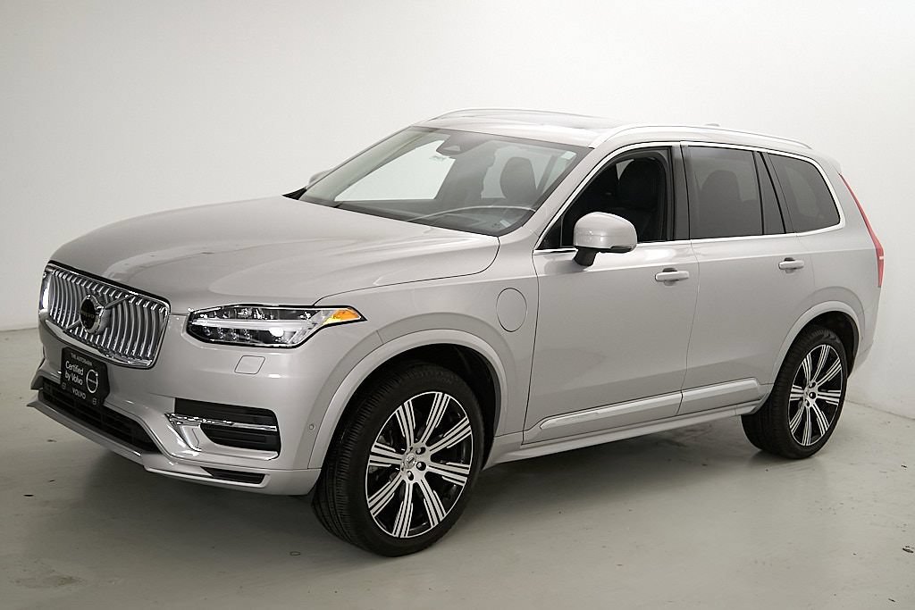 Certified 2024 Volvo XC90 T8 Ultimate w/ Protection Package Premier AWD/4WD image 6