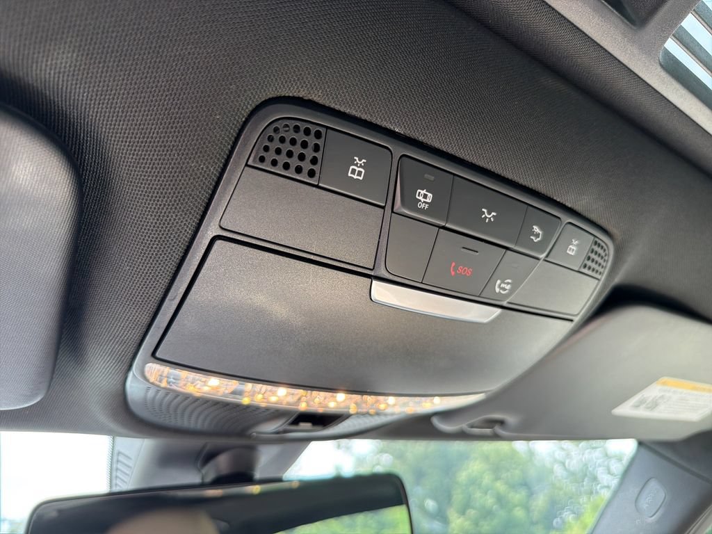 Used 2019 Mercedes-Benz C 300 Sedan image 31