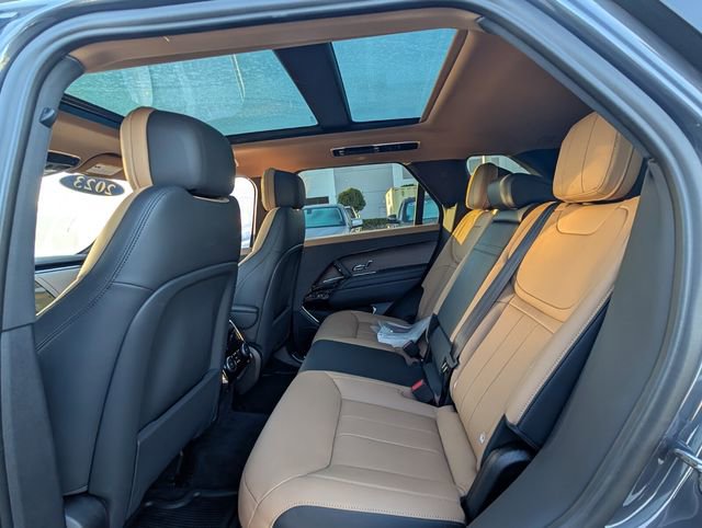 Used 2023 Land Rover Range Rover Sport SE Dynamic image 7