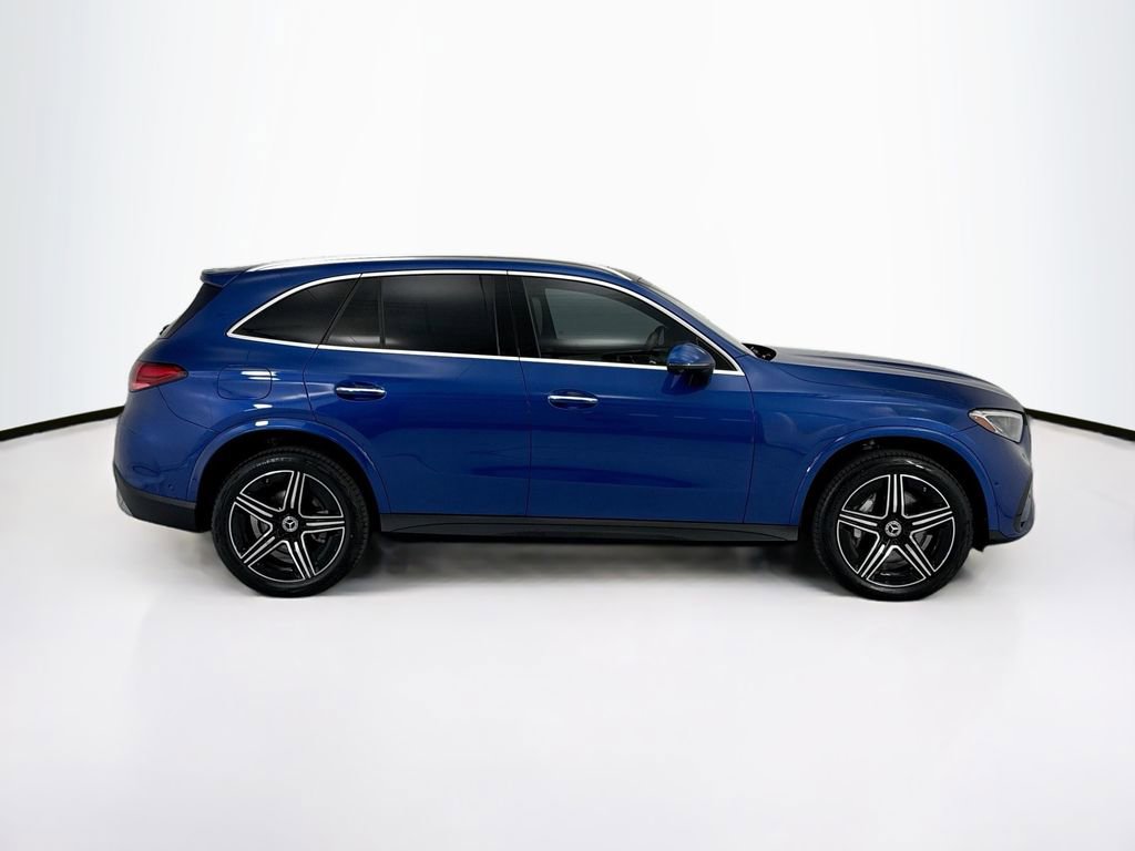 Certified 2023 Mercedes-Benz GLC 300 image 4