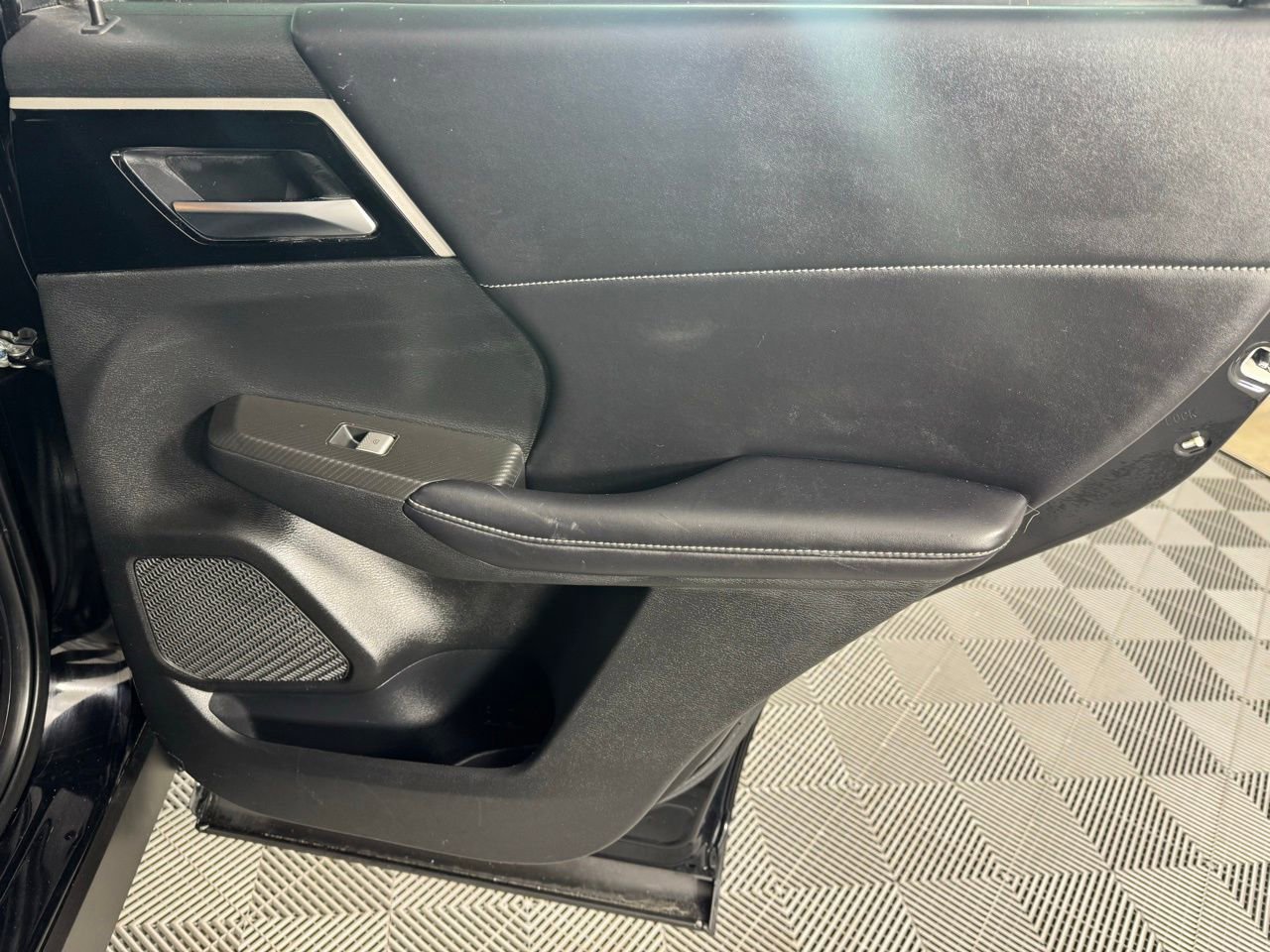 Used 2022 Mitsubishi Outlander SE image 27