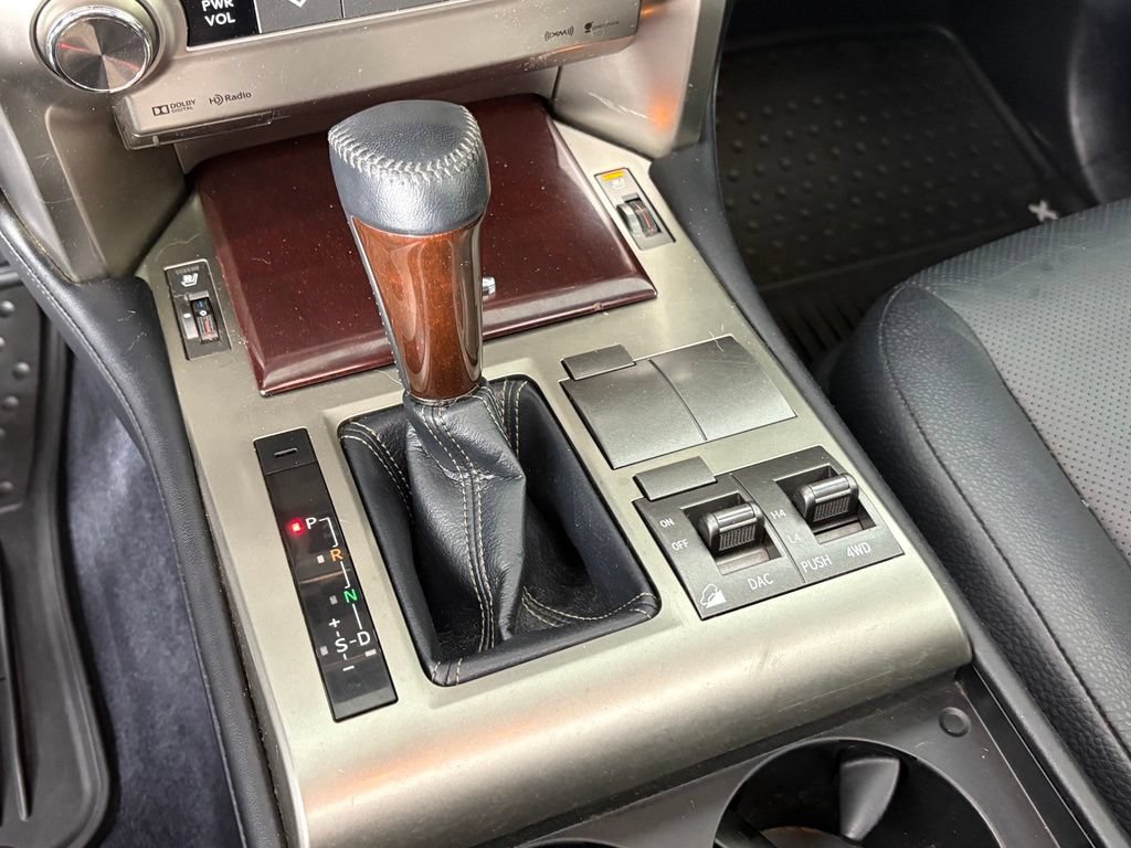 Used 2018 Lexus GX 460 Premium w/ Premium Package AWD/4WD image 26