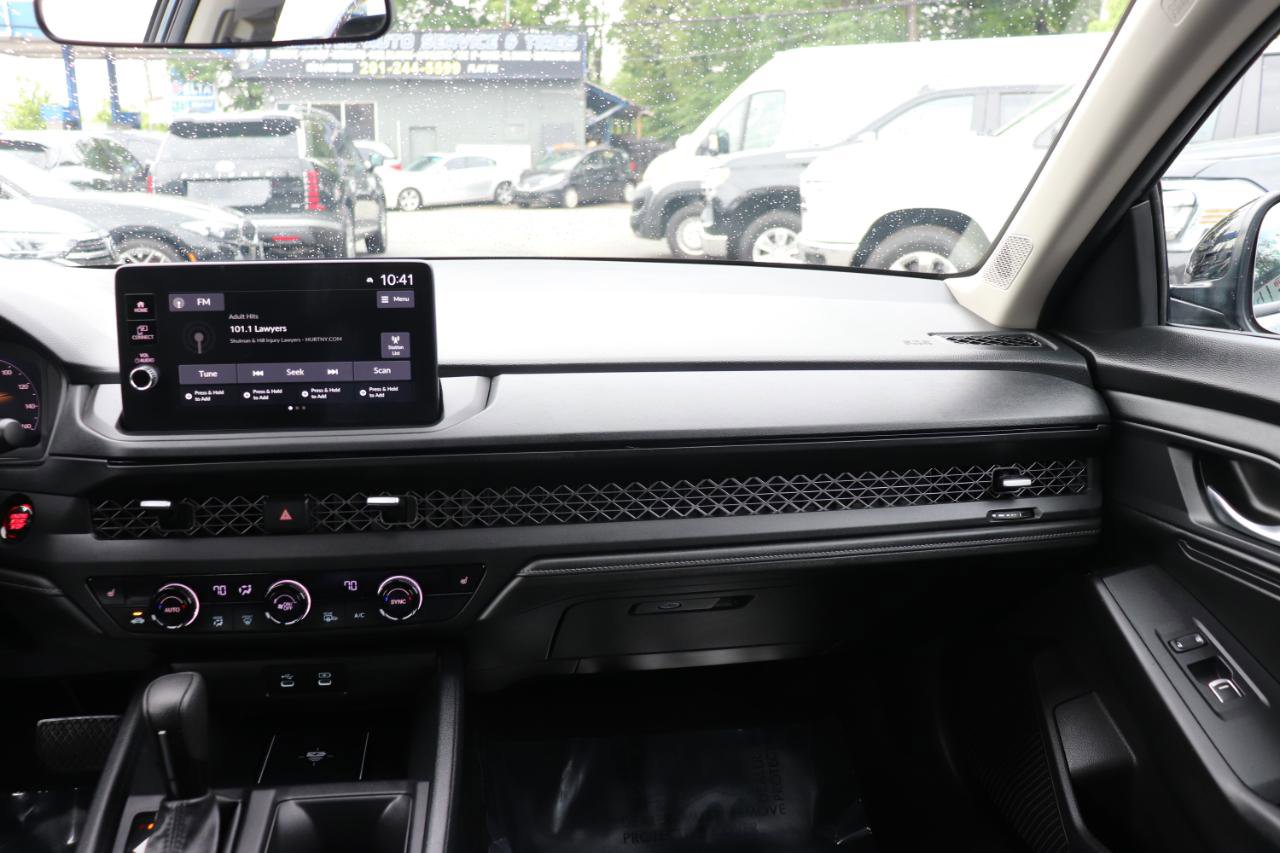 Used 2026 Honda Accord SE image 18