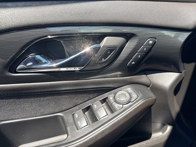 Used 2024 Chevrolet Traverse High Country w/ LPO, Floor Liner Package AWD/4WD image 25