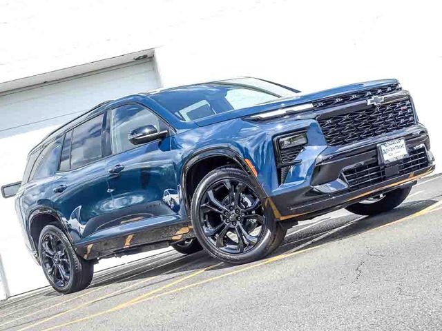 New 2027 Chevrolet Traverse RS w/ LPO, Floor Liner Package AWD/4WD image 3
