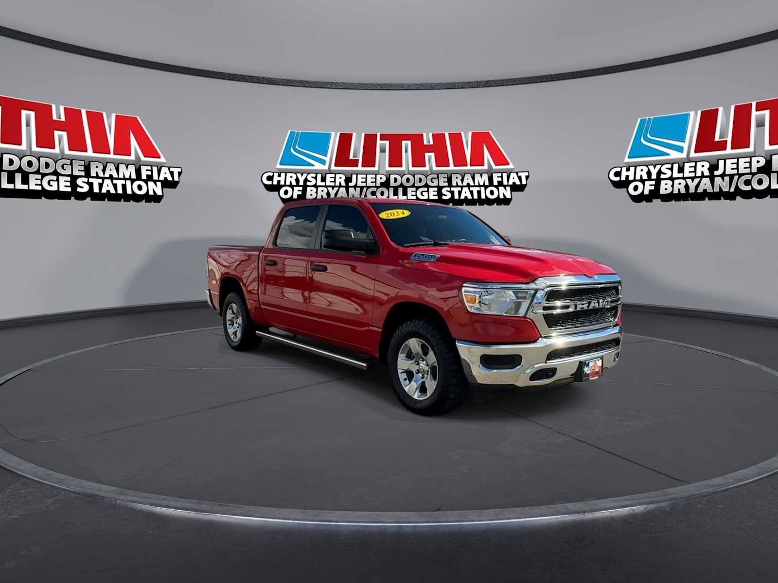 Used 2024 RAM 1500 Tradesman AWD/4WD image 2