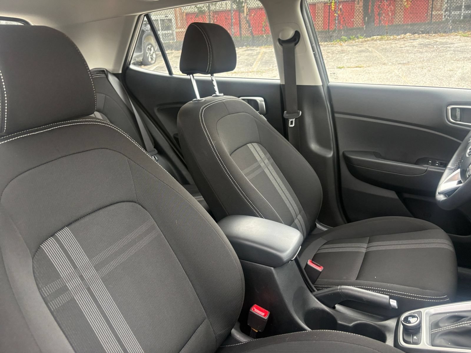 Used 2026 Hyundai Venue SEL FWD image 30