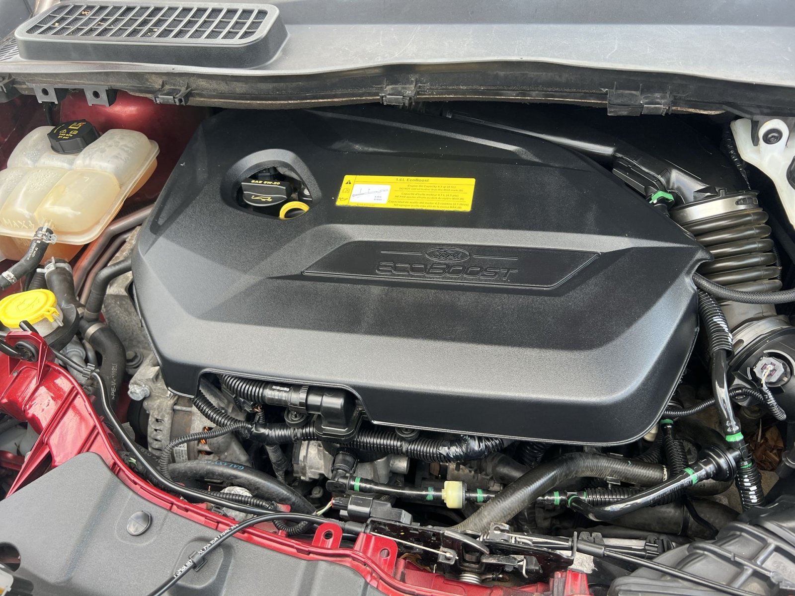 Used 2016 Ford Escape SE w/ Equipment Group 201A FWD image 27