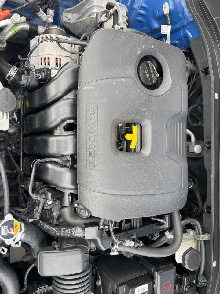 Used 2020 Hyundai Elantra SEL image 15