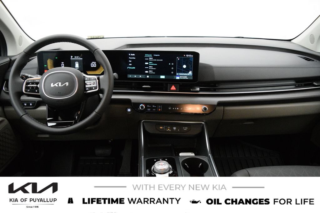New 2026 Kia Carnival EX FWD image 17