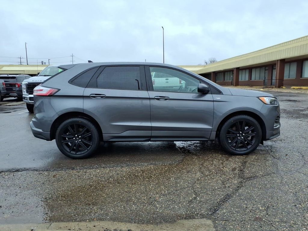 Used 2024 Ford Edge ST-Line image 6