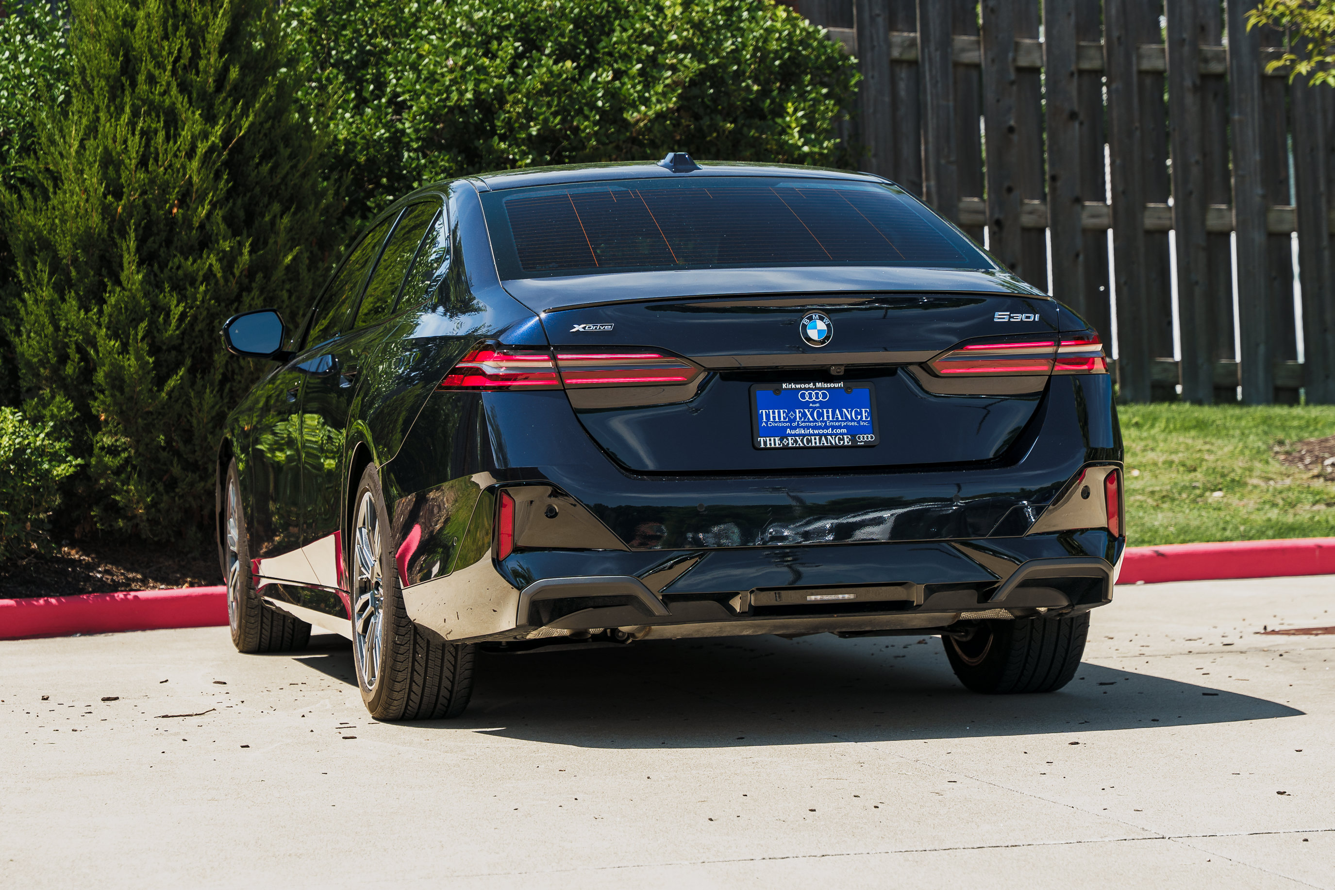 Used 2024 BMW 530i xDrive w/ M Sport Package AWD/4WD image 4