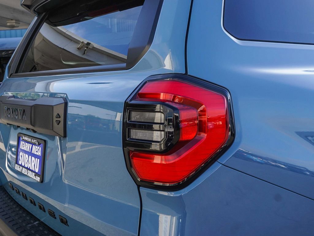 Used 2025 Toyota 4Runner TRD Off-Road Premium image 7