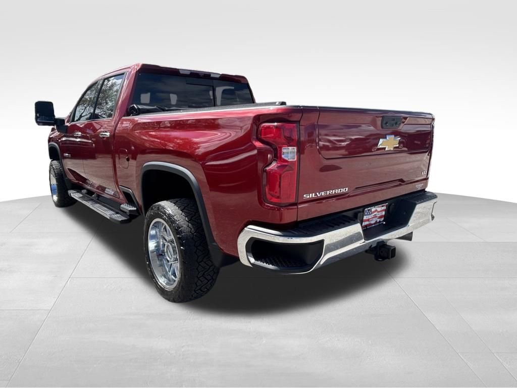 Used 2023 Chevrolet Silverado 2500 LTZ image 4