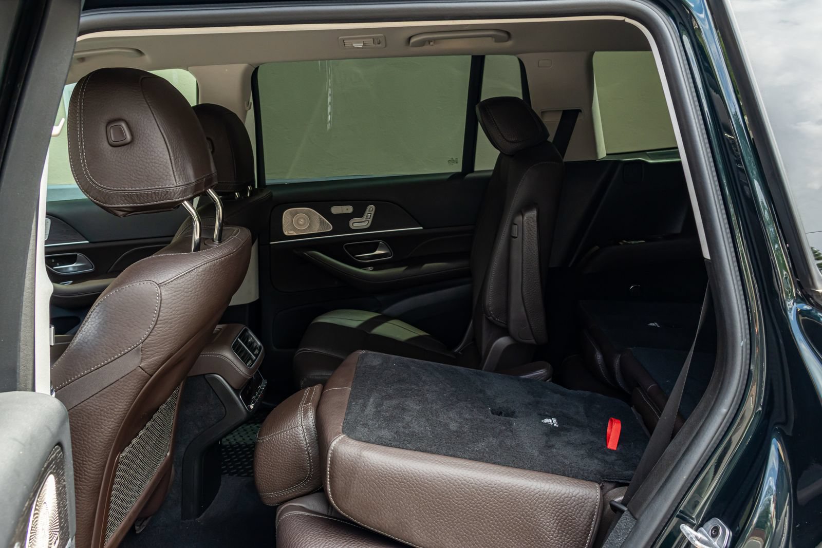 Used 2022 Mercedes-Benz GLS 450 4MATIC image 16