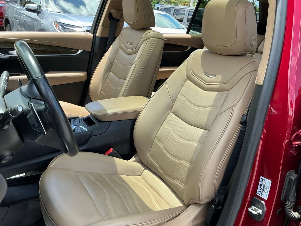 Used 2020 Cadillac XT6 Sport w/ Platinum Package AWD/4WD image 42